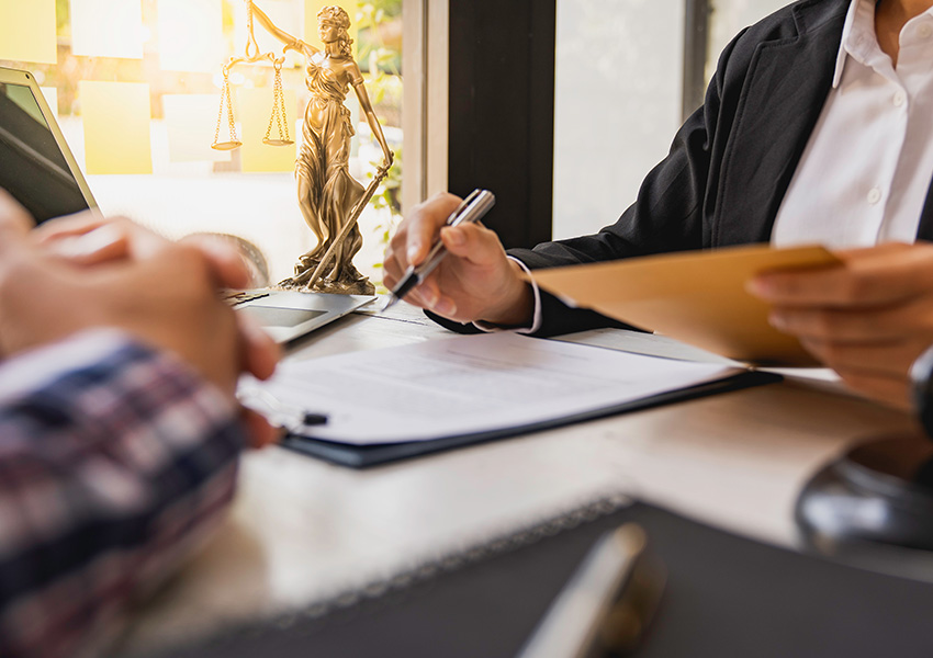 Maccallum Lawyers, Property Law, Building and Construction, Insurance Litigation and Conveyancing. Tribunal discussion